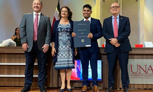 Joven superó obstáculos, se vino de Los Chiles y obtuvo tres títulos