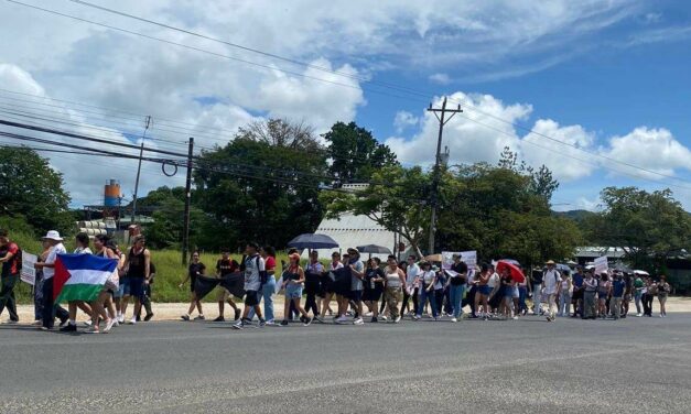 ¡200 años de gloria, 200 años de historia, pero en 2 años de gobierno, nos tiran la demoledora! ¿Por qué marchamos el 25 de julio en Nicoya?