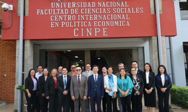 Convenio abre oportunidades hacia la “economía ecológica”