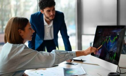UNA Mirada ¿Quién protege al consumidor Financiero?