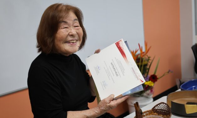 Ikebana: arte y meditación presentes en la UNA