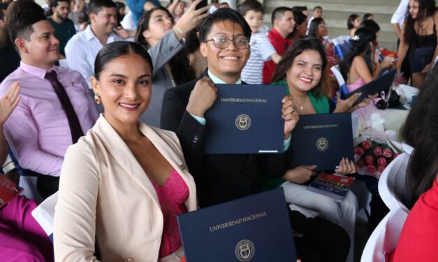 UNA graduó más de 190 nuevos profesionales en Guanacaste