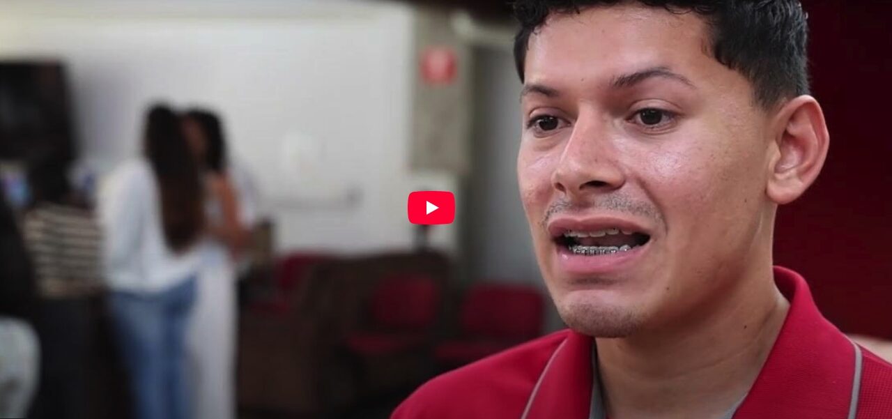 Estudiantes participaron en jornada de reutilización y donación de artículos