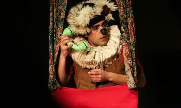 Teatro familiar: La perrera, un viaje para perseguir sueños olvidados