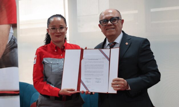 UNA y Cruz Roja Costarricense firman convenio de cooperación