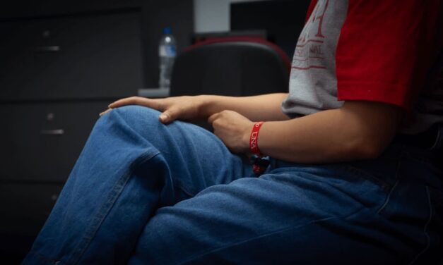 UNA refuerza atención psicológica estudiantil