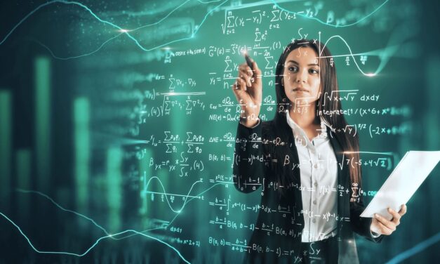 UNA amplía su oferta académica para un mundo en transformación