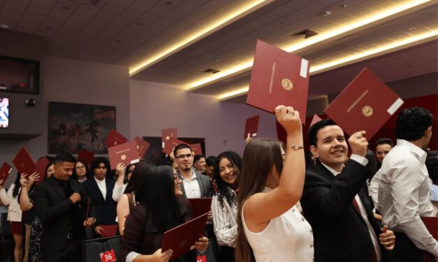 Dos historias de superación inspiran el acto de graduación de la Sede Interuniversitaria de Alajuela