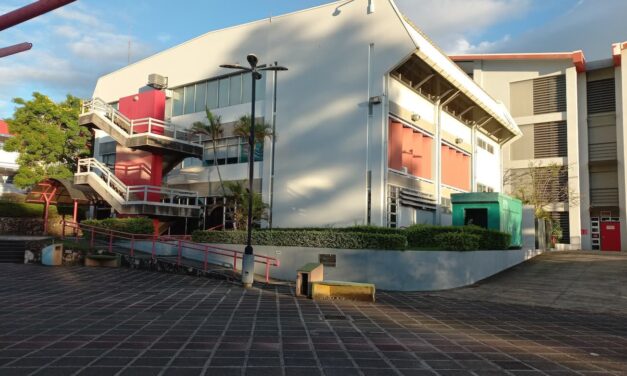 UNA amplía instrucciones tras evacuación por amenaza