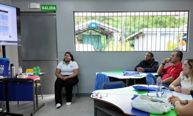 Inició congreso de enseñanza del inglés