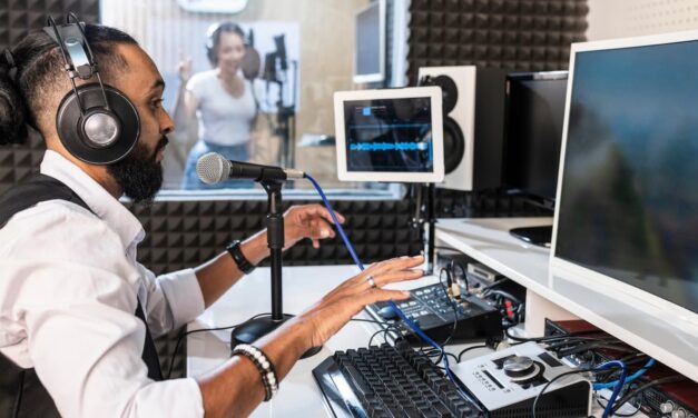 UNA alerta vicios legales y constitucionales en subasta de frecuencias de radio y TV